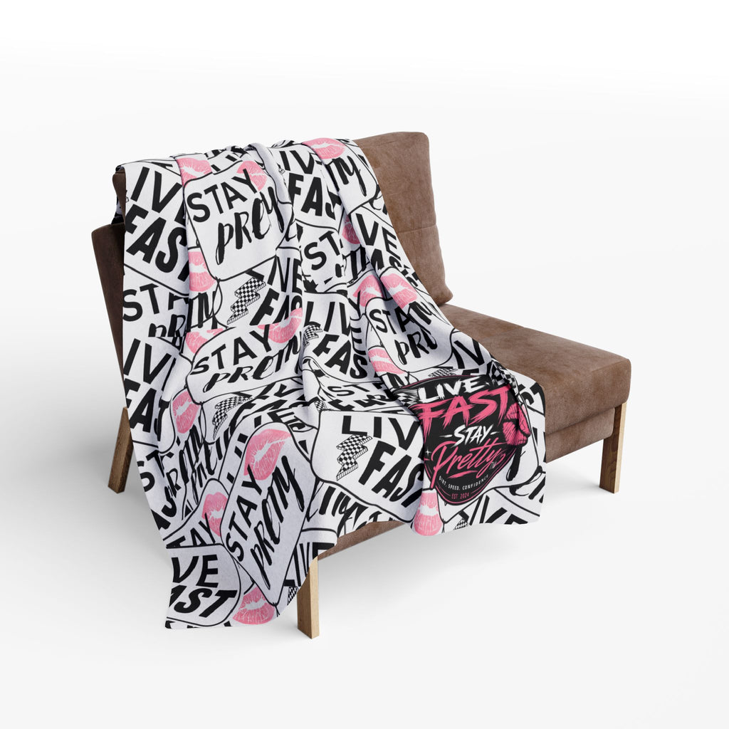 Stay Pretty Live Fast Arctic Fleece Blanket | Pink Lip Badge Pattern